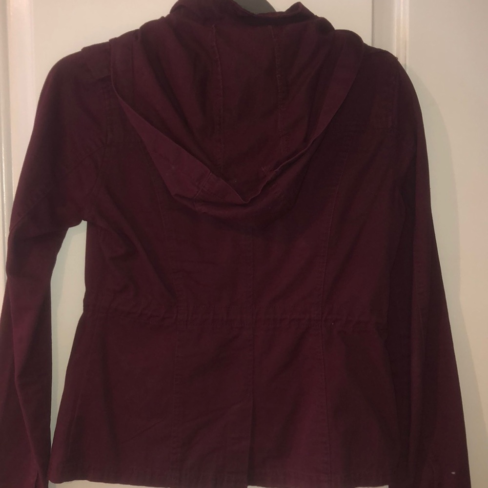 Red jacket - Picture 2 of 4